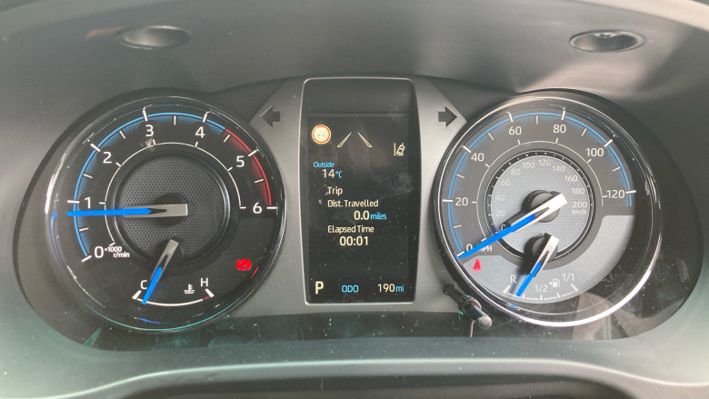 Toyota Hilux Diesel Invincible X D/Cab Pick Up 2.8 Hybrid 48V Auto